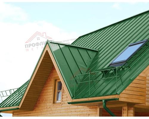 Простой вертикальный паз (гладкий) 0,45 PE с пленкой на замках RAL 6002 лиственно-зеленый.